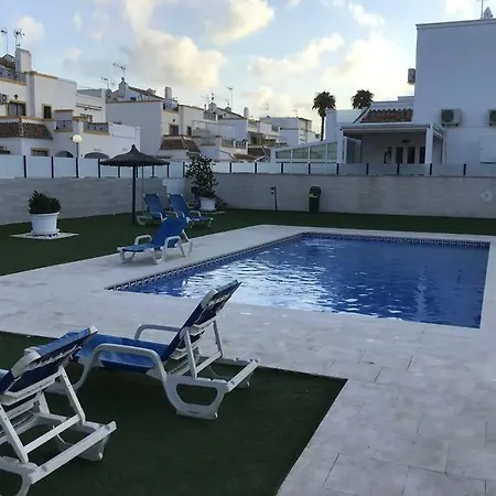Maison Avec Piscine Et Grande Terrasse A Torrevieja * Merbes-le-Chateau