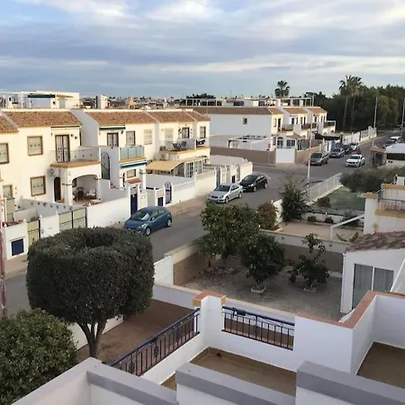 Maison Avec Piscine Et Grande Terrasse A Torrevieja Holiday home Merbes-le-Chateau